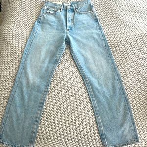 90s jeans mid rise/ fit high rise, never worn